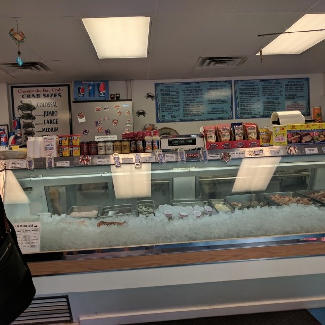 Linton's Crab House & Seafood Carry-Out - OnSite