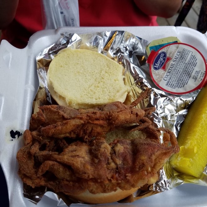 Linton's Crab House & Seafood Carry-Out - OnSite