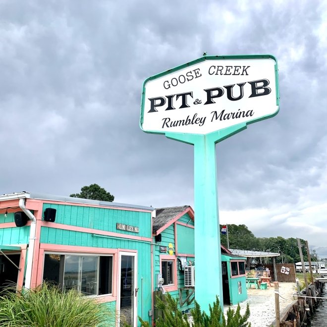 Goose Creek Pit & Pub