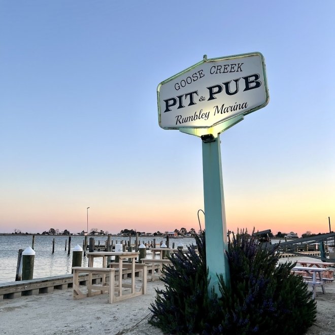 Goose Creek Pit & Pub