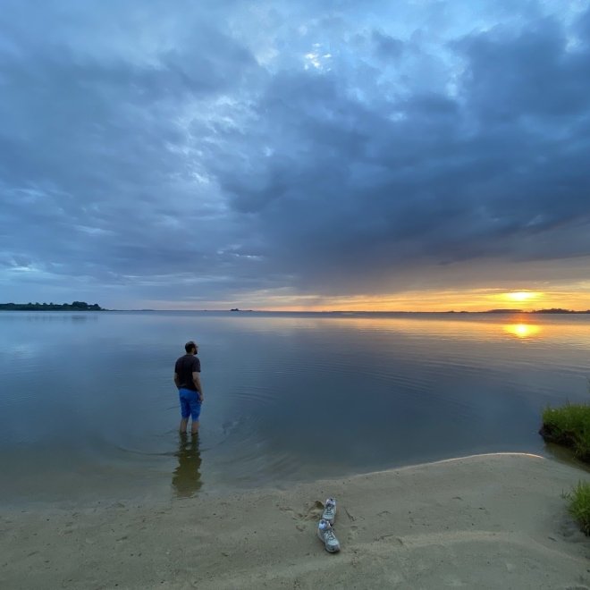 Raccoon Point Beach and Park