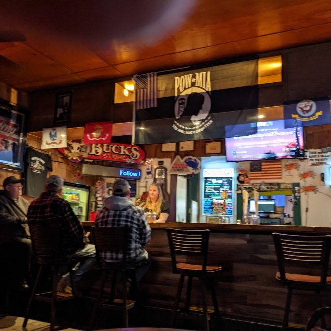 Buck's Store Bar & Grill