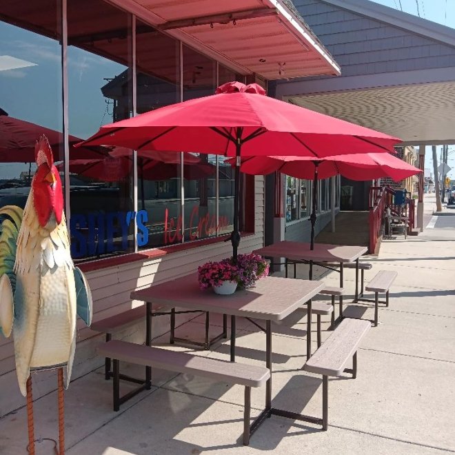 Water's Edge Cafe'