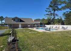 Dockside House